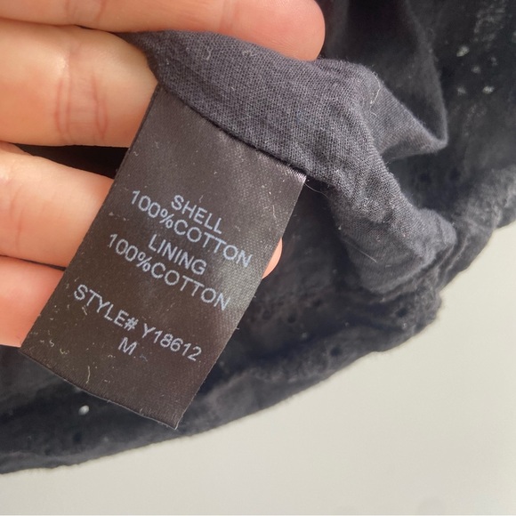 Do + Be Black Eyelet Lace Cropped Top - Picture 6 of 9